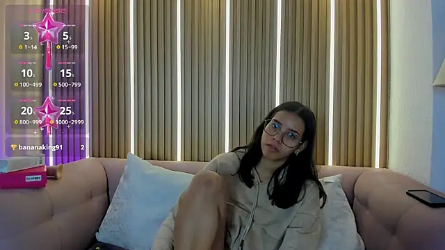 Luna Millers online show from 13, 7, 2026