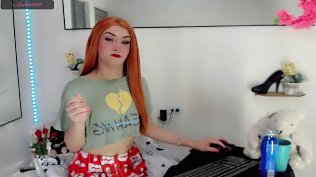 NathalialLooes online show from 21, 4, 2026