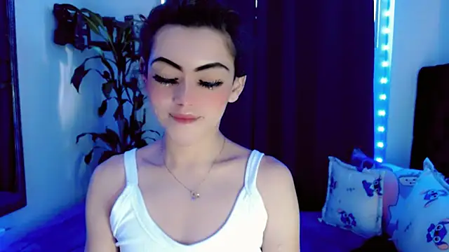 NathalialLooes online show from 19, 7, 2026