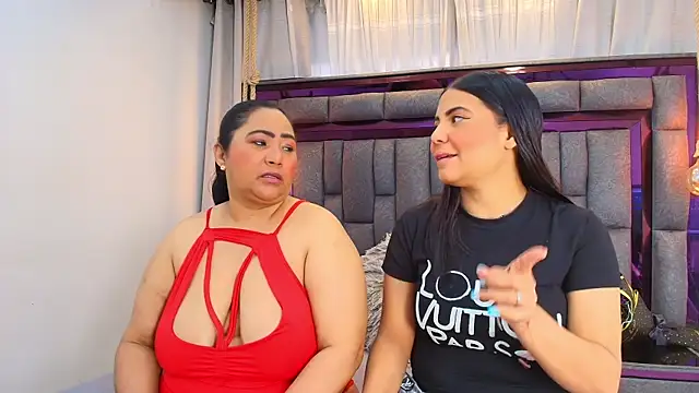 Karina Mendoza online show from 19, 4, 2026