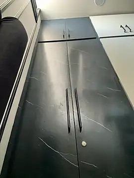 tonyxx000 online show from 24, 4, 2026