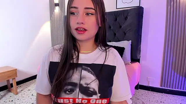 SARHA ANTONELLI online show from 27, 2, 2026