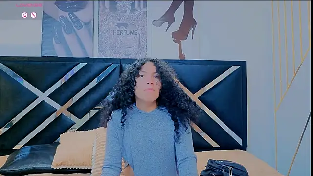 Zoe-yanin online show from 20, 4, 2026