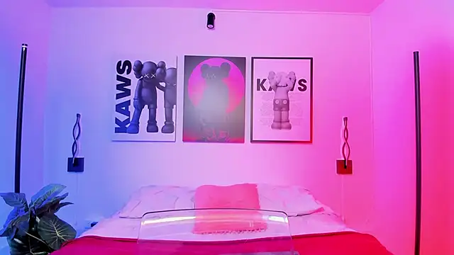 Maddie Rosee online show from 3, 3, 2026