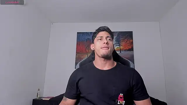 ryanwhite3 online show from 24, 4, 2026