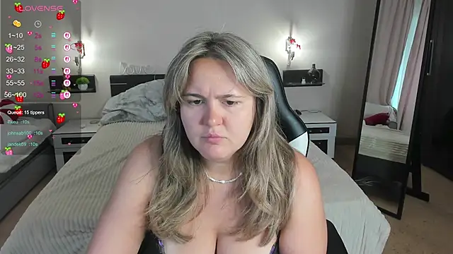LilyBel online show from 17, 7, 2026