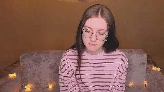 VixenLight online show from 3, 3, 2026