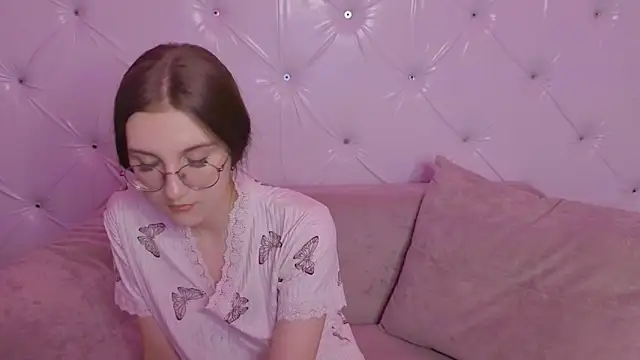 VixenLight online show from 9, 3, 2026