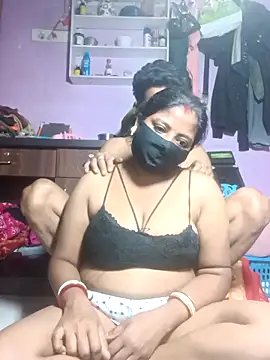 Fetish-Couple2 online show from 9, 3, 2026