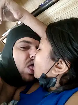 Curvy Simran online show from 6, 3, 2026