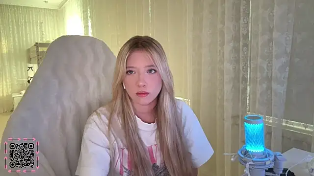 Snapshot of IvyArmbrister chatting on 30, 3, 2026 IvyArmbrister online show from 30, 3, 2026