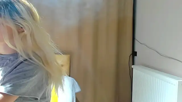 Lesyalisss online show from 23, 4, 2026