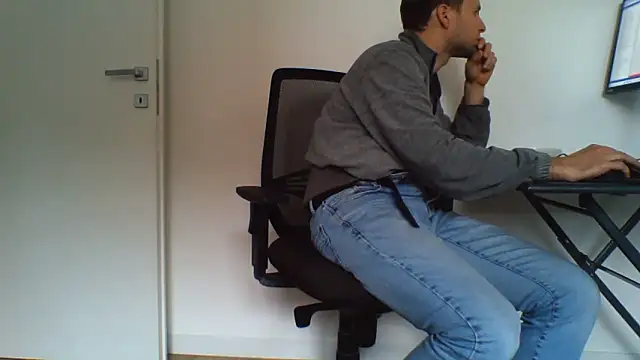 Snapshot of andre_italy chatting on 15, 5, 2026 andre italy online show from 15, 5, 2026