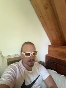 Snapshot of Faszos444444 chatting on 2, 8, 2026 Faszos444444 online show from 2, 8, 2026