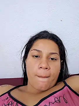 Cris18sexy online show from 28, 4, 2026