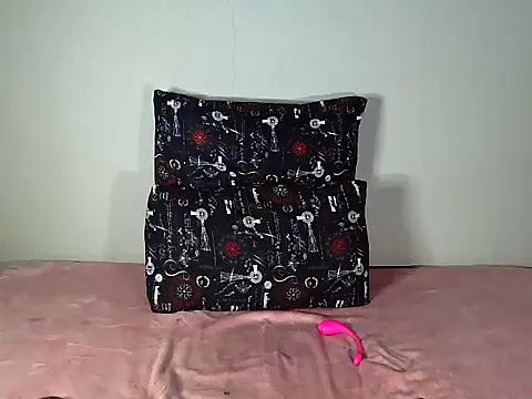 Riaanxxx online show from 9, 2, 2026