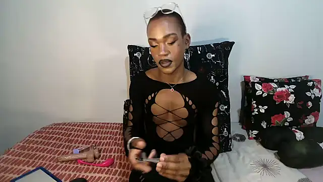 Riaanxxx online show from 3, 4, 2026