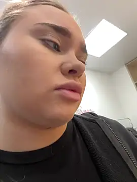 MonicaWestt online show from 13, 2, 2026