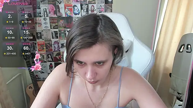 Scarlet Sirenn online show from 12, 3, 2026