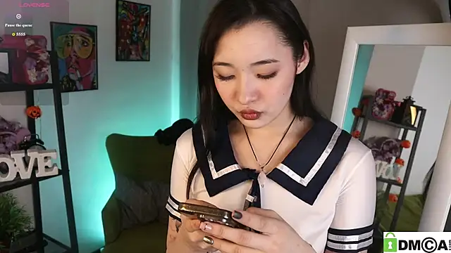 Noiry Vuvez online show from 26, 4, 2026