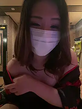 Snapshot of yurina_yurina0125 chatting on 5, 3, 2026 yurina yurina0125 online show from 5, 3, 2026