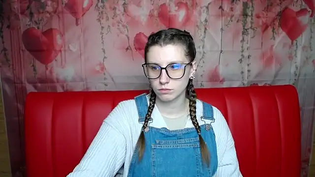 LilianaShine online show from 18, 2, 2026