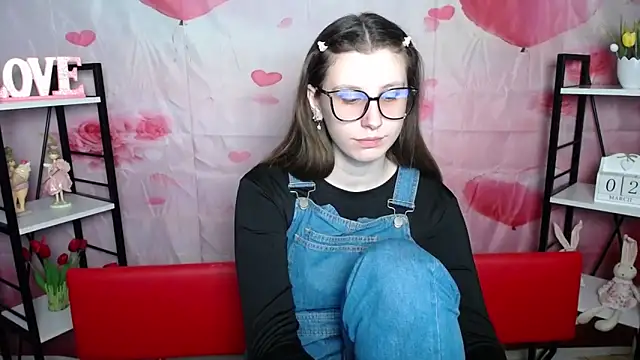 LilianaShine online show from 2, 3, 2026