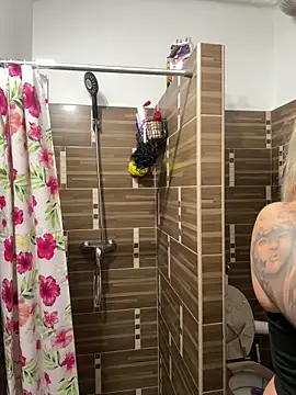 sexybatwomen33 online show from 24, 5, 2026