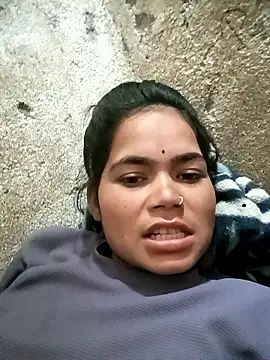 Snapshot of Sunali_Bendre chatting on 11, 6, 2026 Sunali Bendre online show from 11, 6, 2026