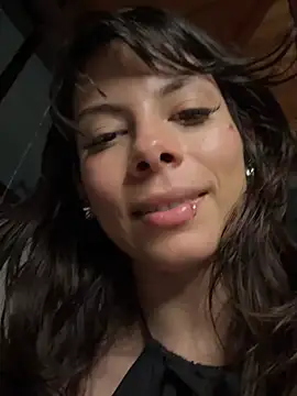 Isalove99 online show from 27, 4, 2026