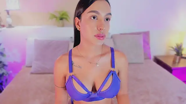 Snapshot of xiomara_cortes chatting on 11, 5, 2026 xiomara cortes online show from 11, 5, 2026