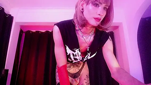 PervertedMissCloe online show from 25, 7, 2026