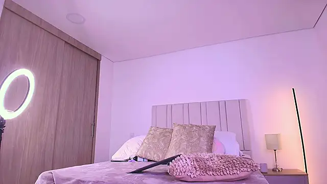 Anna-Lynn online show from 21, 4, 2026