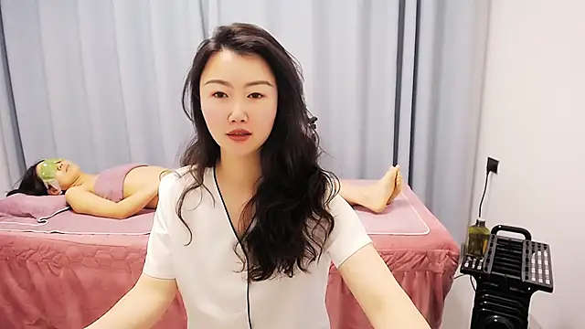 anne2026 online show from 23, 4, 2026