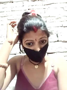 Divya-11431 online show from 19, 3, 2026