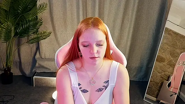 Candy Lir online show from 5, 3, 2026