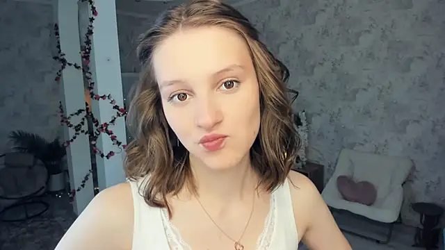 LianneBynon online show from 15, 2, 2026