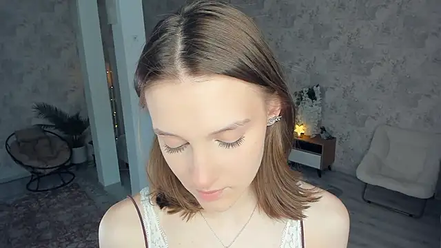 LianneBynon online show from 9, 3, 2026