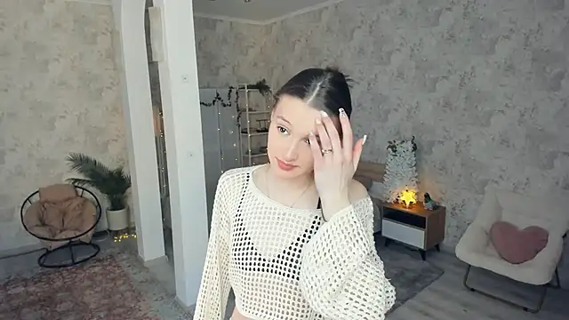 LianneBynon online show from 25, 4, 2026