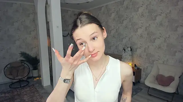 LianneBynon online show from 25, 4, 2026