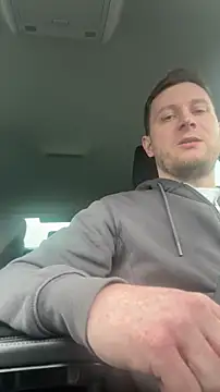 Snapshot of LubasOriginMen chatting on 5, 2, 2026 LubasOriginMen online show from 5, 2, 2026