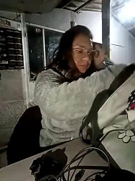 ISABELLA-24  online show from 9, 3, 2026