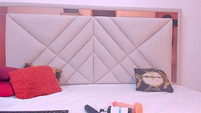 AmberQueen1 online show from 21, 2, 2026