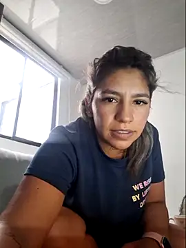 Ambar Cortes online show from 12, 2, 2026