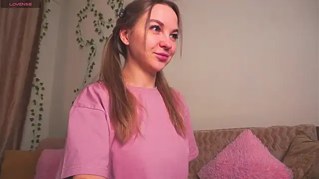 AricaPetties online show from 6, 2, 2026