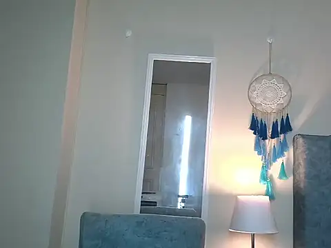 NatalyGuzman26 online show from 23, 4, 2026