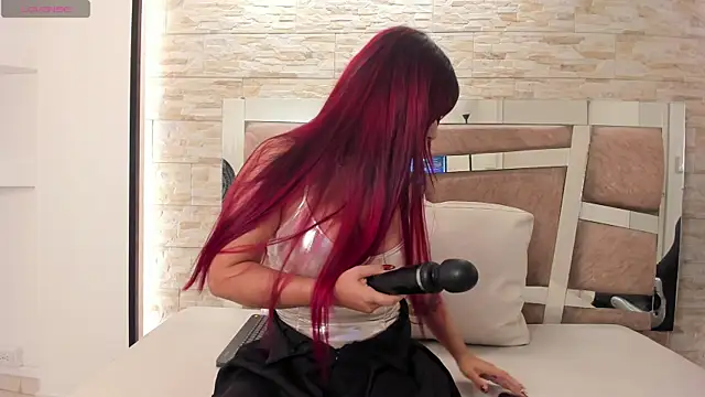 olivia kollins online show from 24, 4, 2026