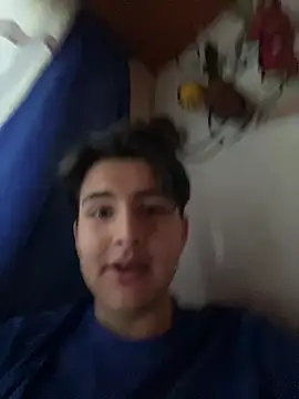 noahWolff  online show from 8, 3, 2026