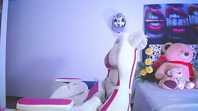 lika little0 online show from 19, 6, 2026