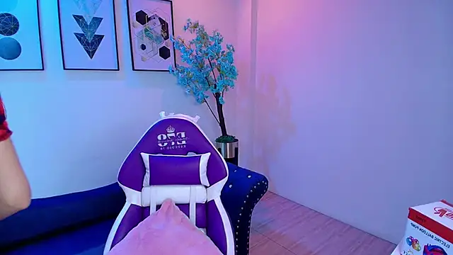 Maddie T18 online show from 28, 5, 2026